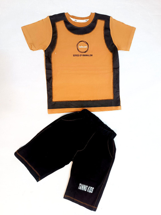 ست تیشرت شلوارک پسرانه طرح O نمای پشت