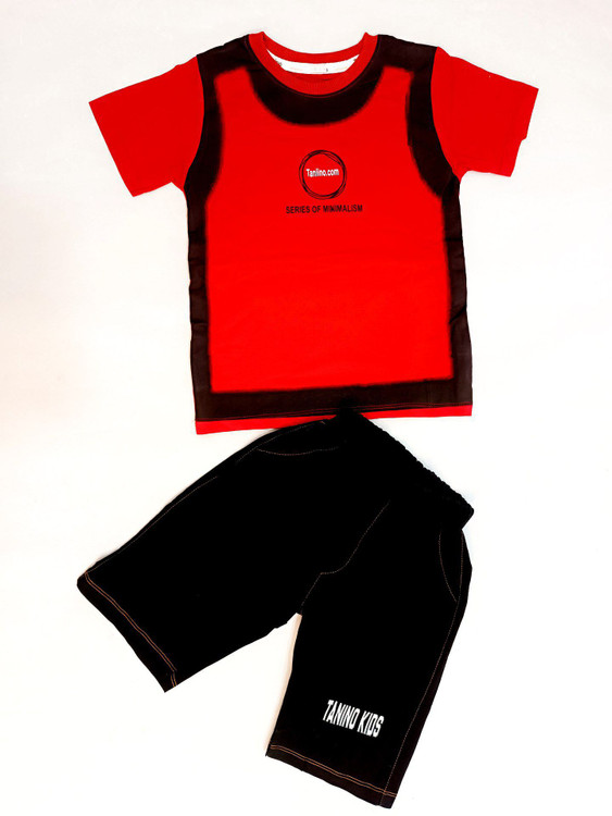 ست تیشرت شلوارک پسرانه طرح O نمای جلو